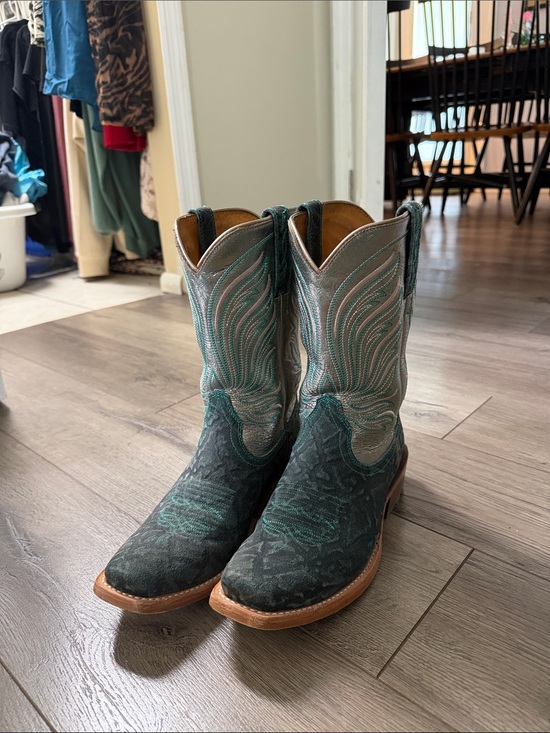 Ariat Shoes - Women’s Western Cowboy Boots